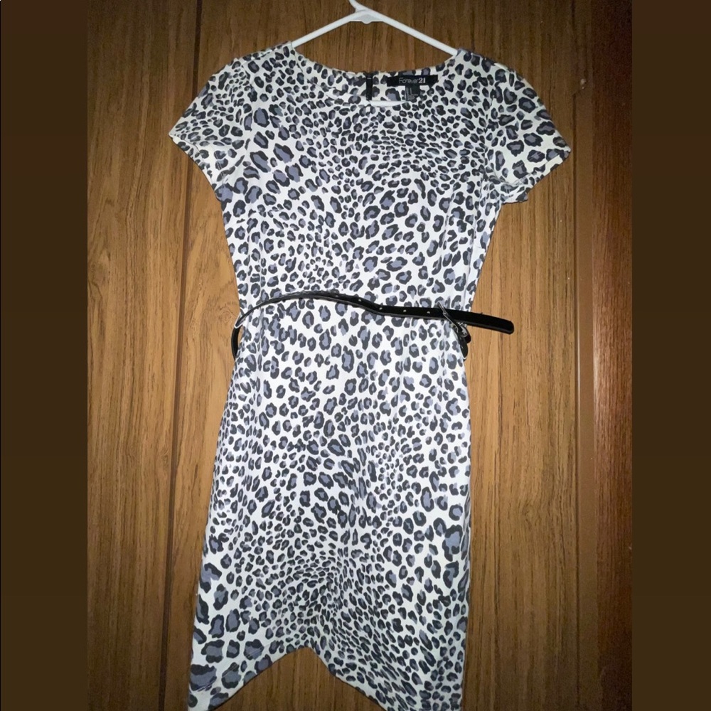 Forever 21 - Leopard mini dress with black belt included